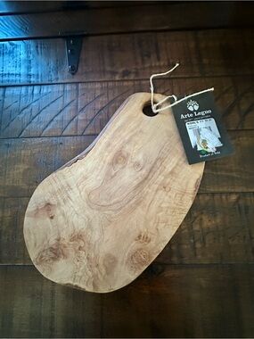 Arte Legno Olive Wood cheese board NWT